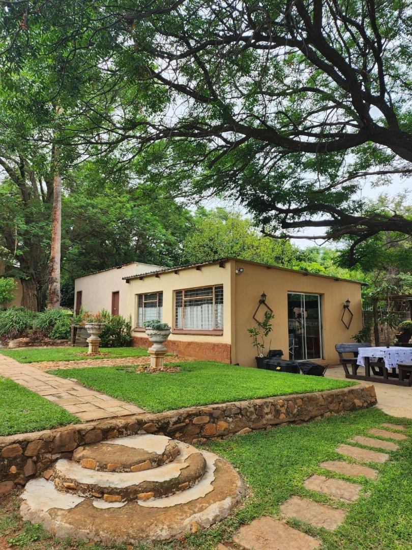 10 Bedroom Property for Sale in Mooinooi North West